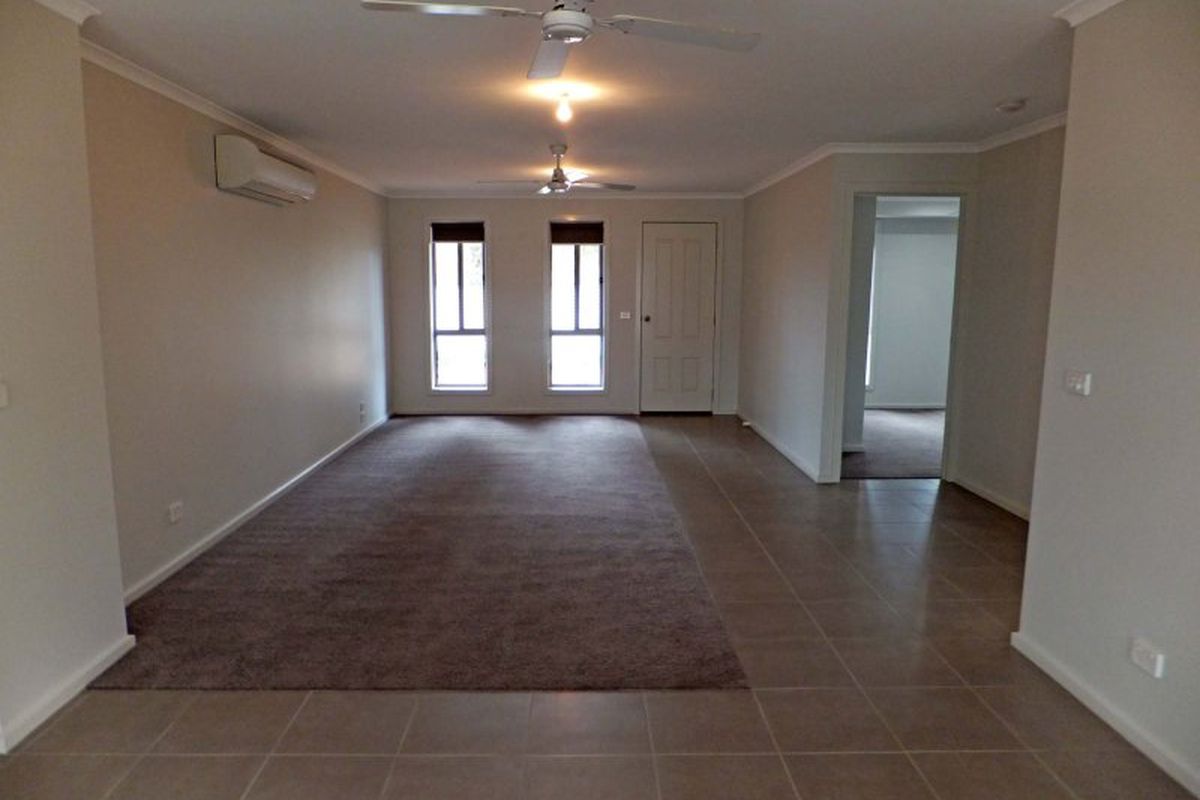 5 / 6 Tweddle Street, Kyabram