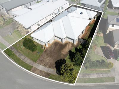 6 Marmoset Circuit, Dakabin