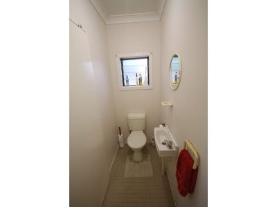 10 Barnes Road, Millchester