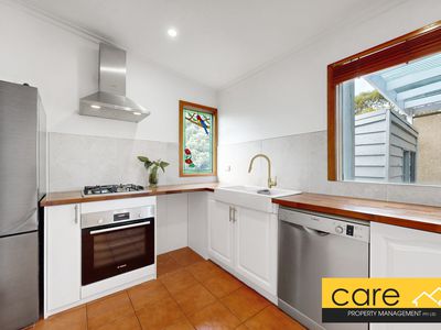 20 Gairloch Drive, Frankston