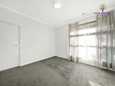 57 Colonial Circuit, Tarneit