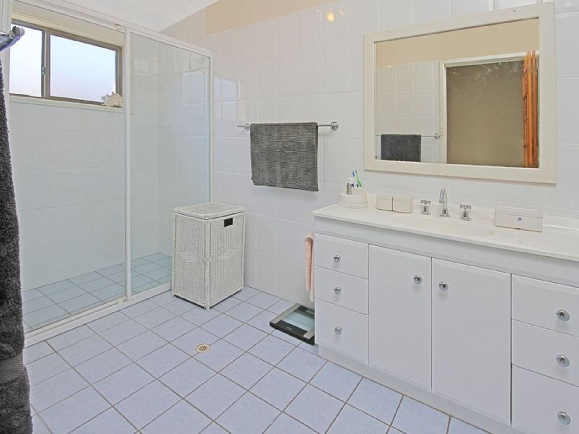 52 Wallaroy Drive, Burrill Lake