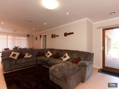 21 Mollisons Hill, Hampton Park