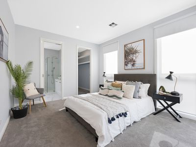 2 / 2 Doorawarrah Court, Mount Waverley