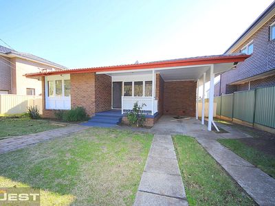 1 Manuka Crescent, Bass Hill