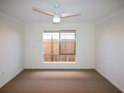 115 Fernbrooke Blvd, Redbank Plains