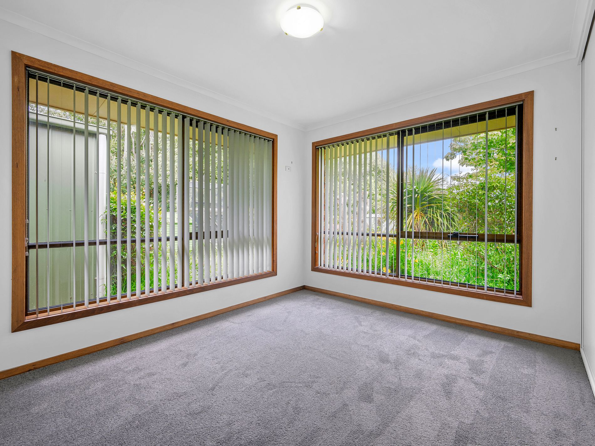 33 Freestone Crescent, Wynyard