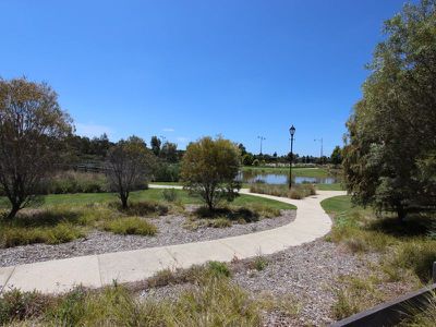 2 Grebe Court, Lara