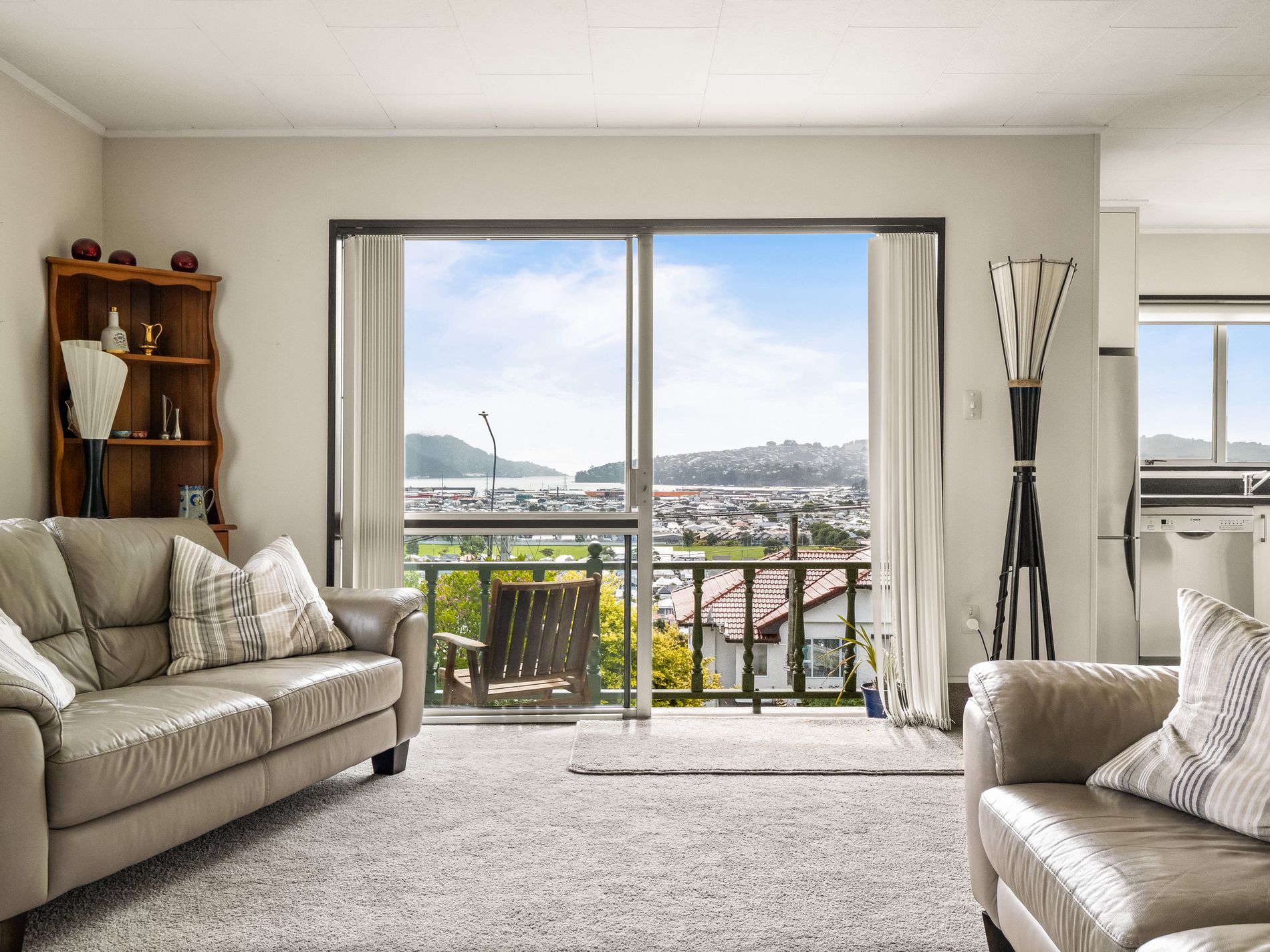 62 Easther Crescent, Kew