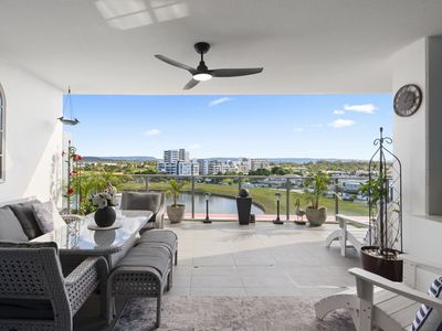 2505 / 25-31 East Quay Drive, Biggera Waters
