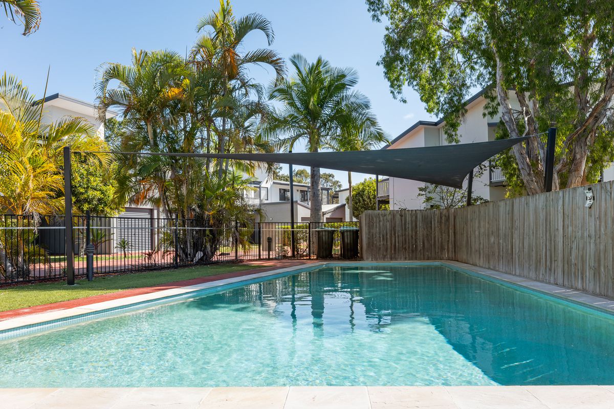 24 / 23a Ronmack Street, Chermside