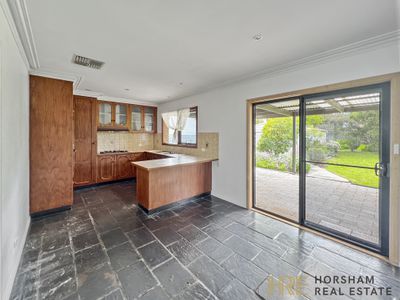 12 Bradshaw Street, Horsham