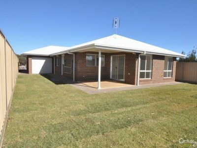 6A  Terrazzo Court, Dubbo