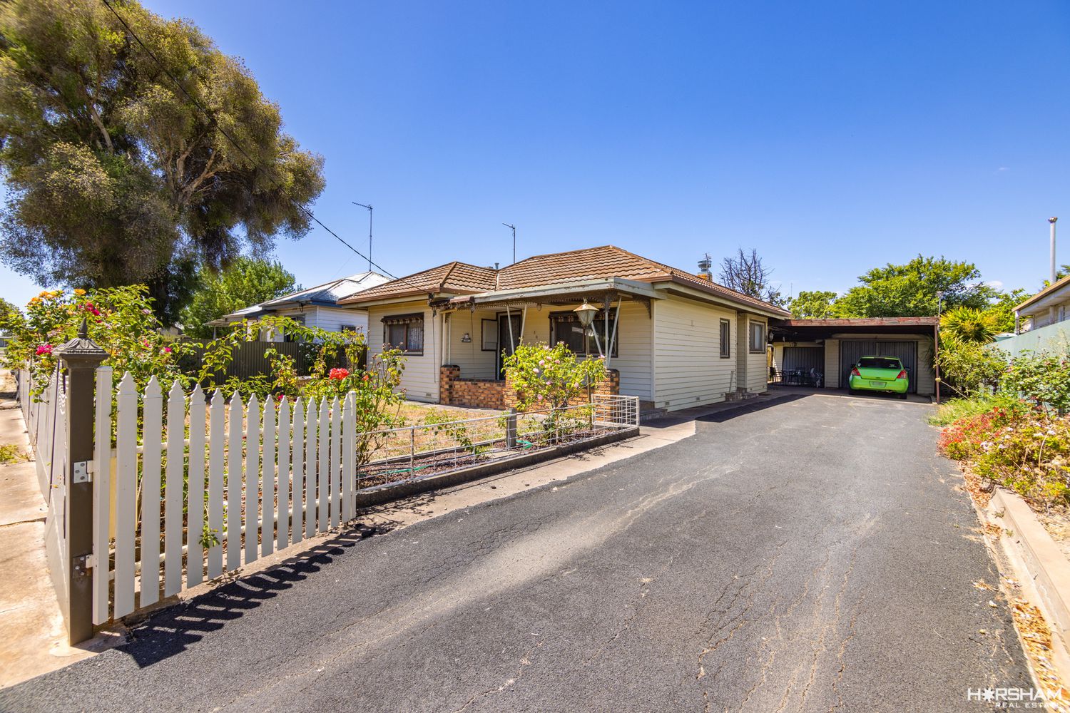 16  Gertrude St, Horsham