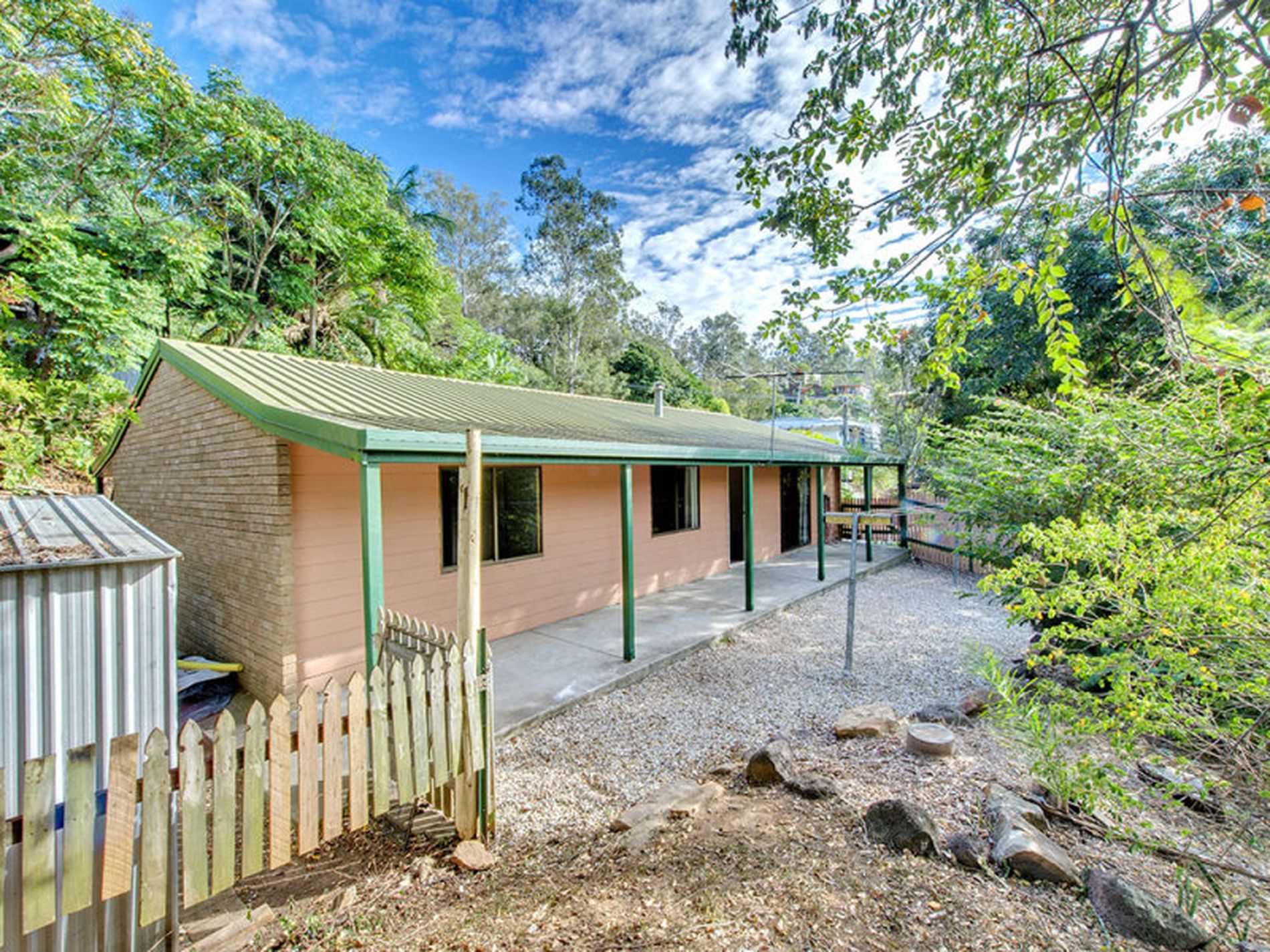 4 Sherwood Crs, Bellbird Park