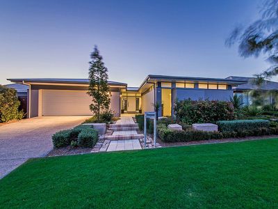 24 Esk Cr, Wakerley