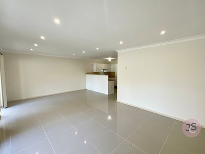 20B Madeleine Avenue, Charlestown