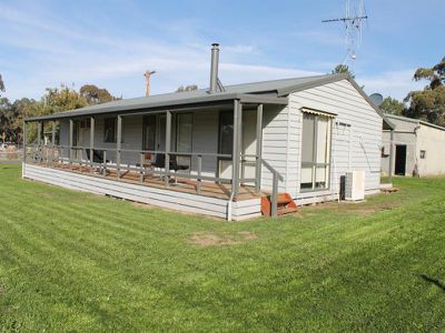16 Boomerang Place, Heathcote