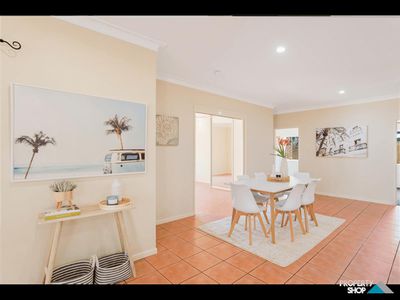 8 Beagle Close, Bentley Park