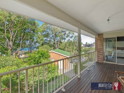 27A Cessnock Rd, Sunshine