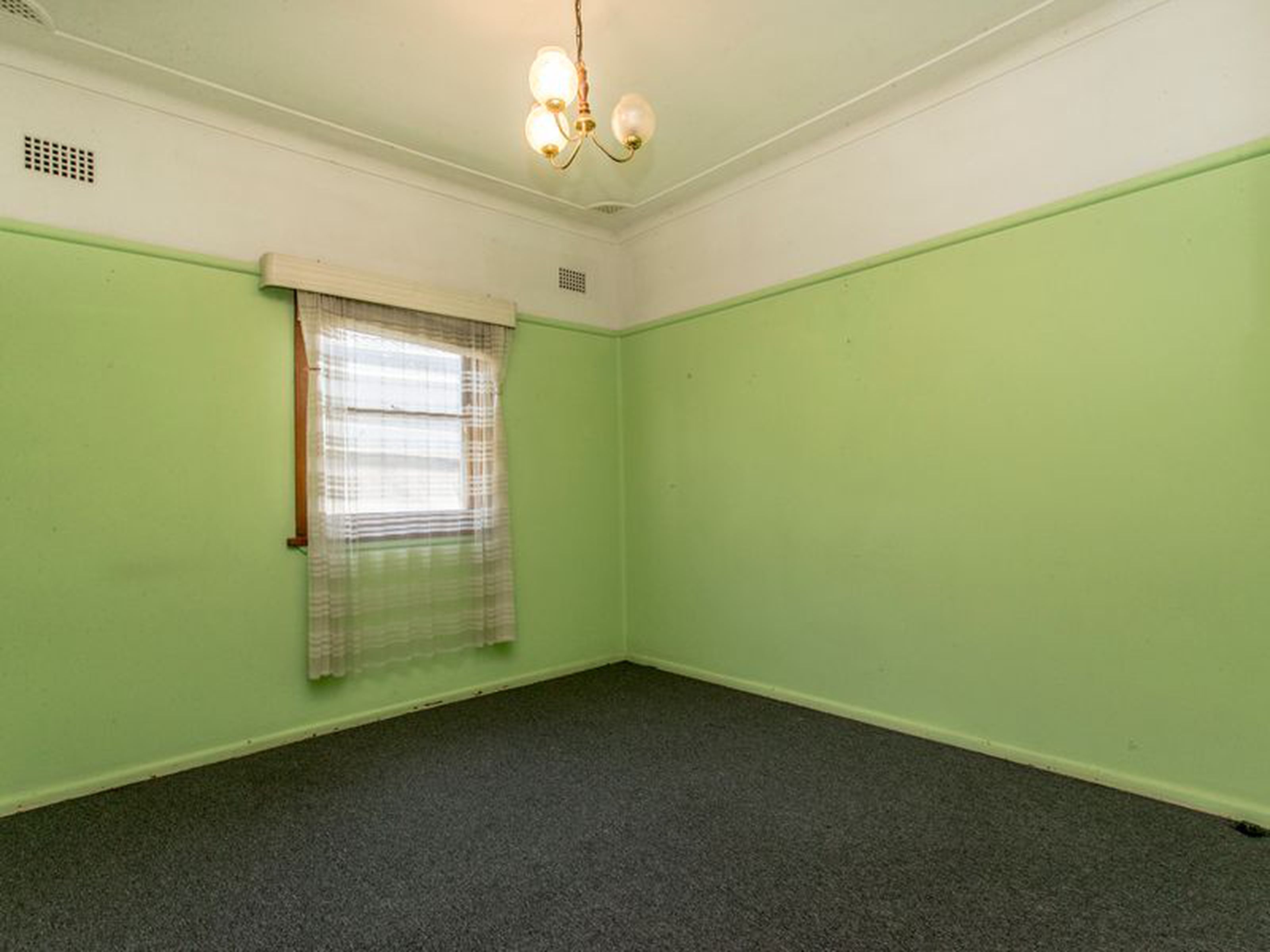 18 Gladys Street, KINGSWOOD