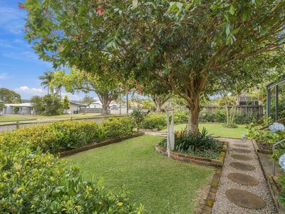 10 Beatrice Street, Atherton
