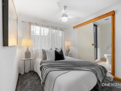 8 Grevillea Place, Forest Lake