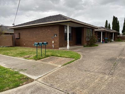 1 / 9 Beasley Avenue, Werribee