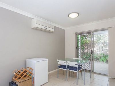 2 / 66 Brookfield Road, Kedron