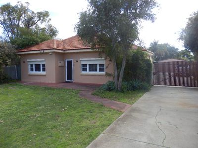 5 Parkview Parade, Redcliffe
