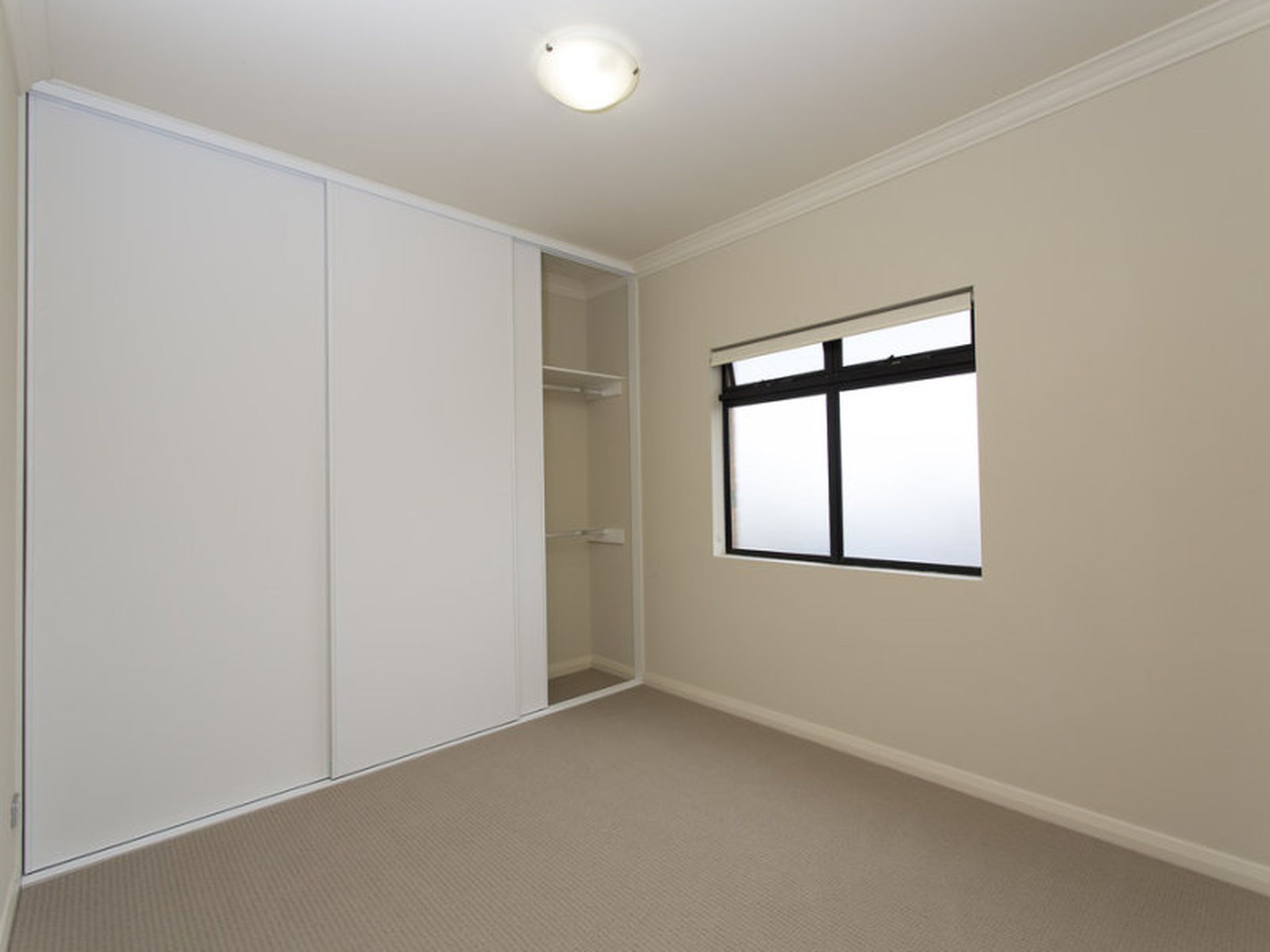 2A Osborn Terrace, Plympton