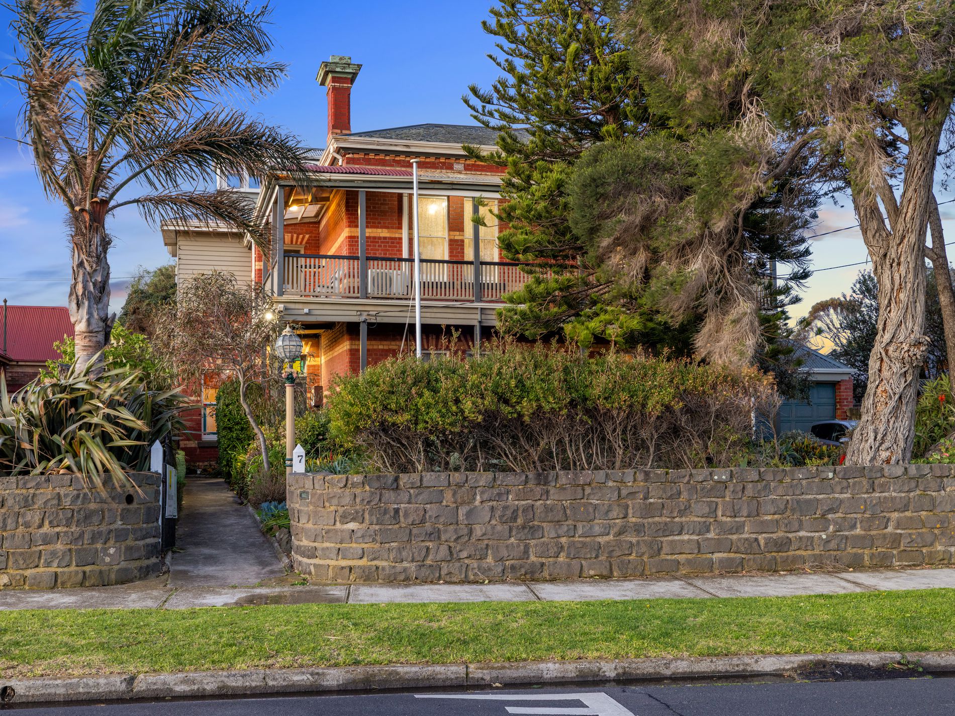 7 Esplanade, Williamstown