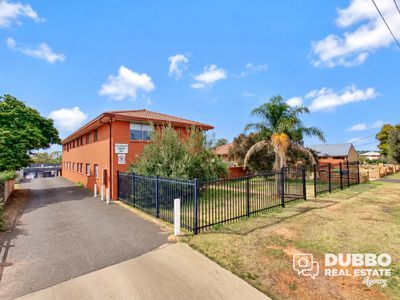2 / 17 Elizabeth Street, Dubbo
