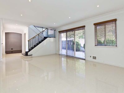 195B Seventh Avenue, Inglewood
