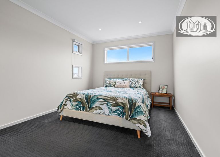 7 Aquarius Court, Portland