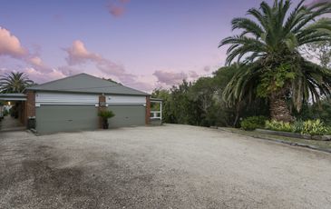 1 Sugarloaf Lane, Berwick