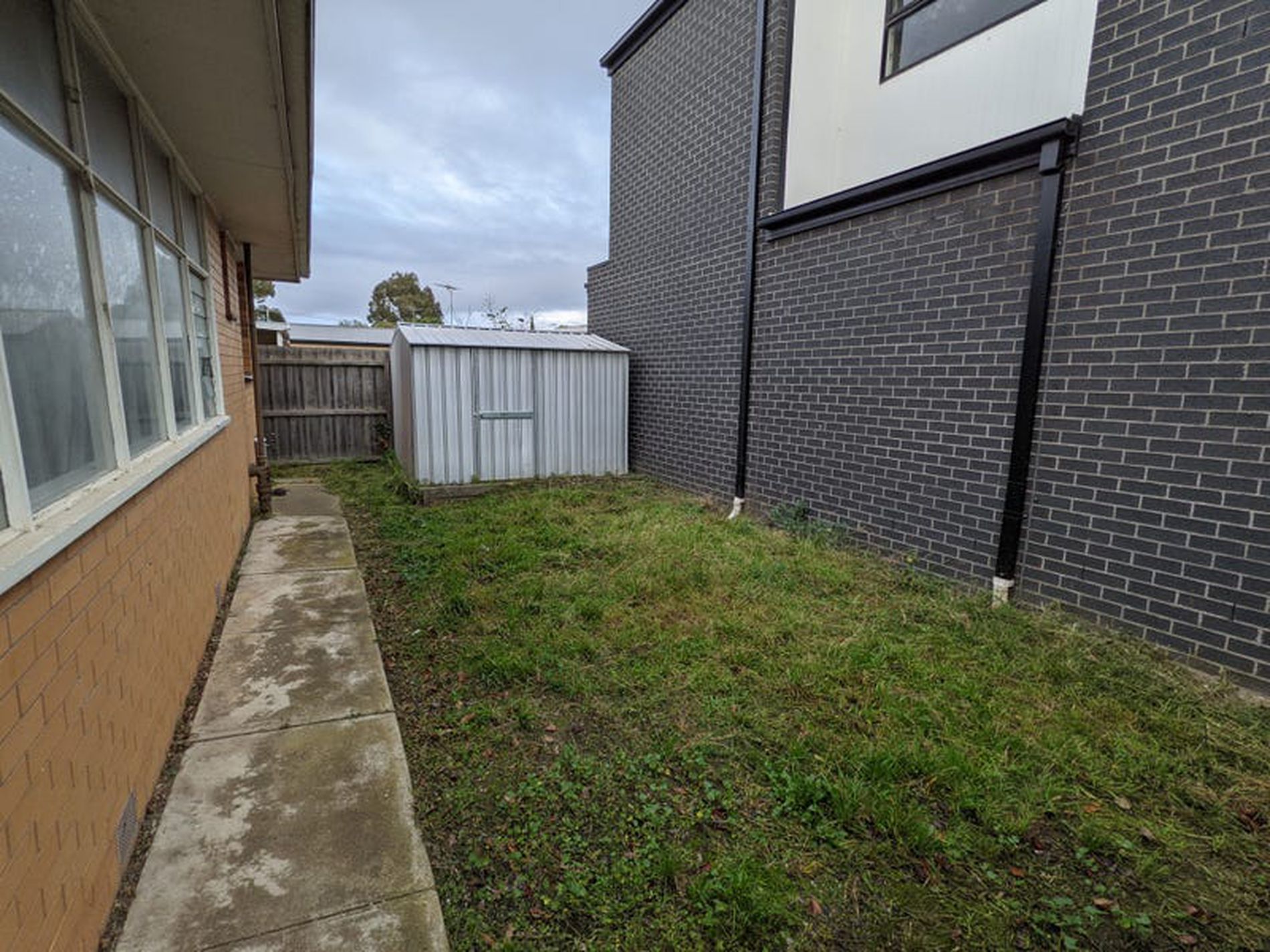 1 / 140 Vines Road, Hamlyn Heights