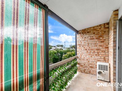 3 / 1 King Street, Urangan
