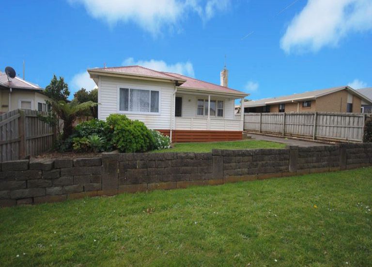 16 Learmonth Street, Portland