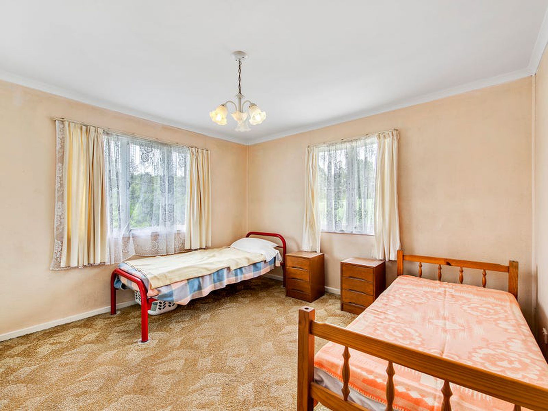 39 Newman Street, Gailes