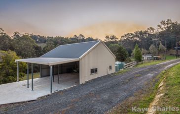 82 Downey Road, Dewhurst