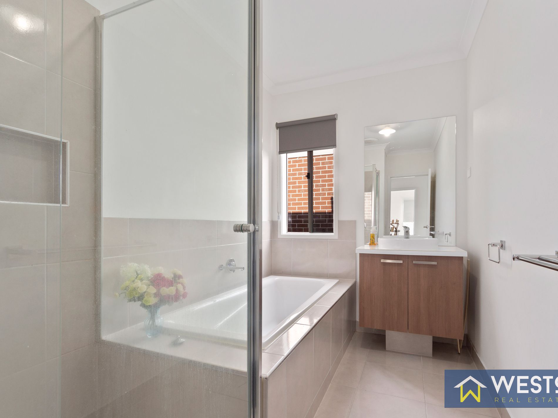 21 Loudon Circuit, Craigieburn Westo Real Estate