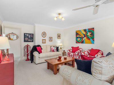 2 / 4 Lisa Place, Forster