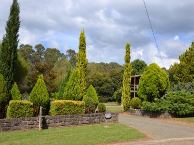 14-16 Young Crescent , Tawonga South