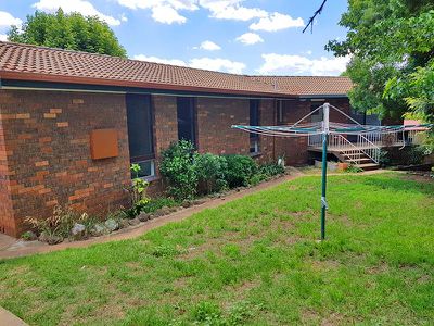 12 Medway St, Blayney
