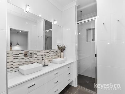 23 Waterbury Terrace, Idalia