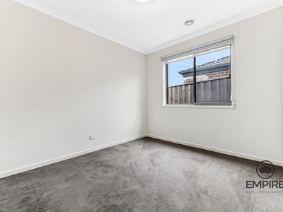 15 Roskopp Avenue, Clyde North