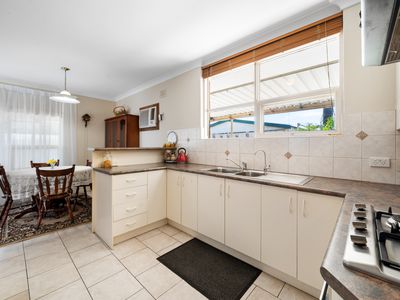 1 Beatty Avenue, Christies Beach