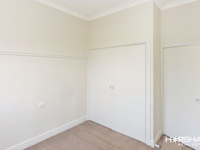 1 Don Street, Horsham