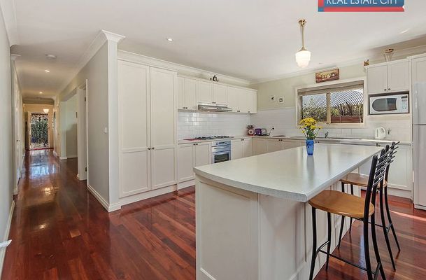 28 Ballarat Court, Craigieburn